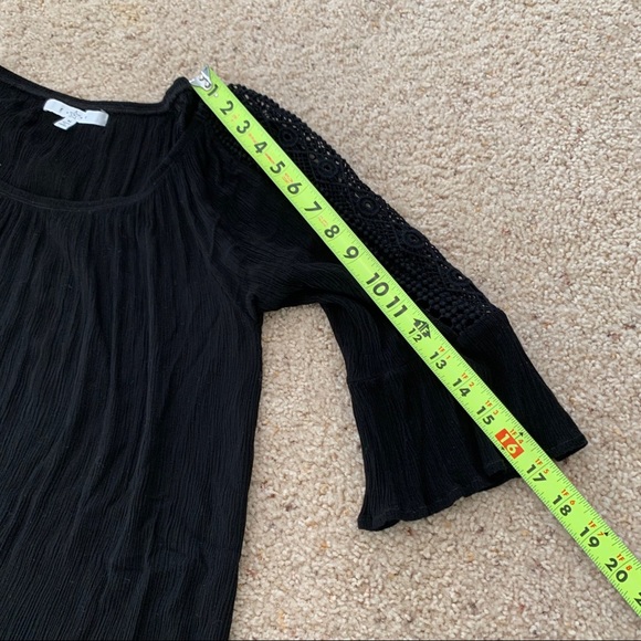 Fever black top with lace sleeve detail medium - Picture 7 of 8